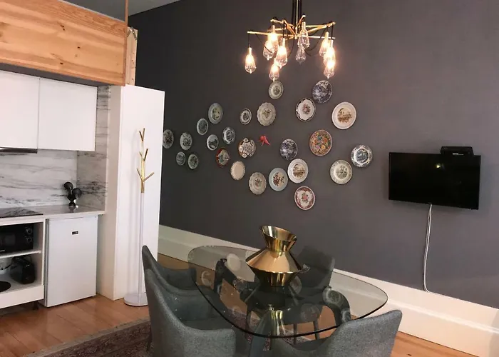 Oporto Chic & Cozy - Flores