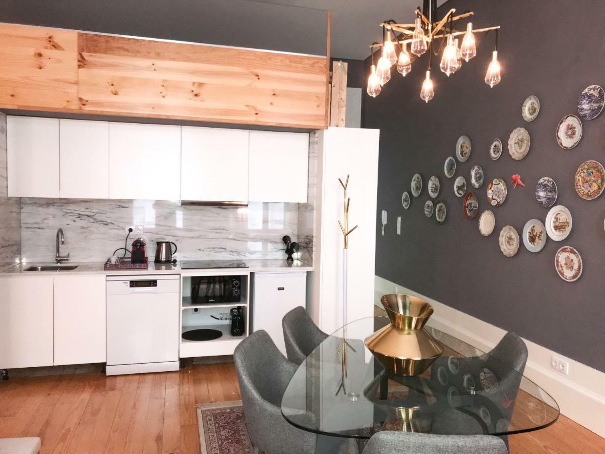 Oporto Chic & Cozy - Flores Apartment Porto